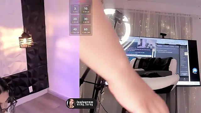 nickky   online show from 10/17/25, 03:32