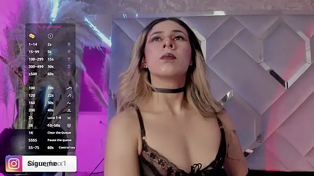 Sara Foxx1 online show from 11/15/25, 10:47