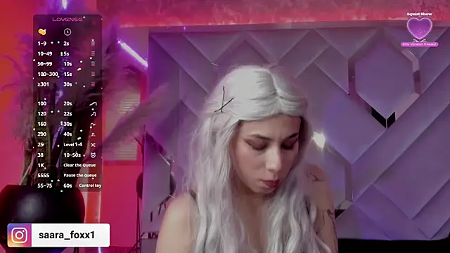 Sara Foxx1 online show from 12/15/25, 09:31