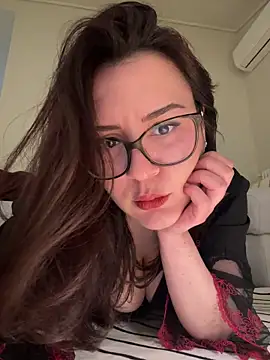 Its Jade online show from 03/26/26, 03:54