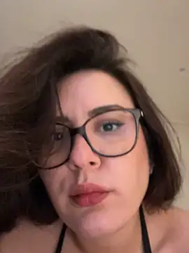 Its Jade online show from 03/22/26, 03:02