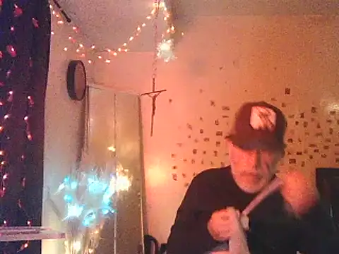 Snapshot of DaddyQuimHot chatting on 03/02/25, 06:03 DaddyQuimHot online show from 03/02/25, 06:03