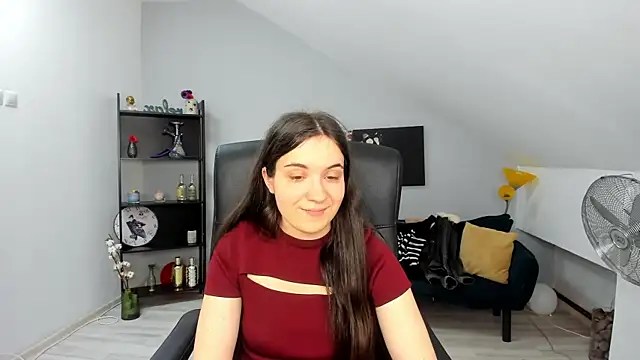 Snapshot of MelissaWiliam chatting on 03/20/25, 11:49 MelissaWiliam online show from 03/20/25, 11:49