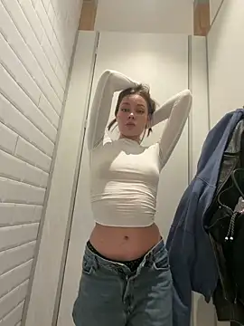 nicole111 online show from 04/24/26, 09:55