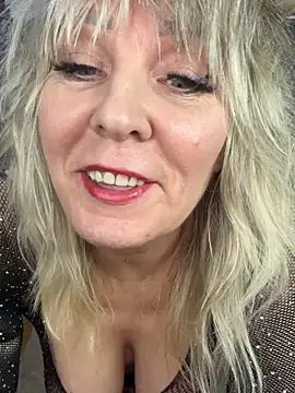 EsterHotMilf online show from 03/03/26, 03:57