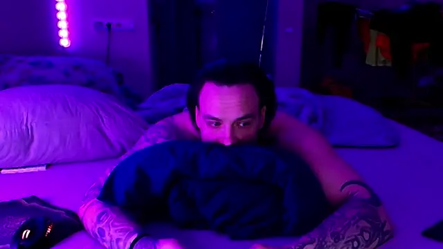 baphomet from ice online show from 04/14/26, 05:51