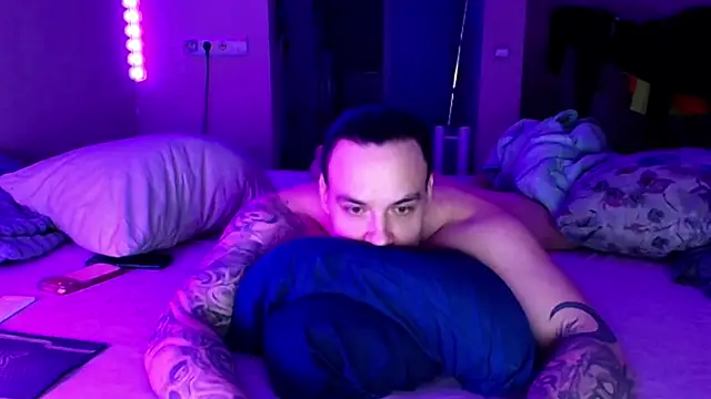 baphomet from ice online show from 04/16/26, 01:23