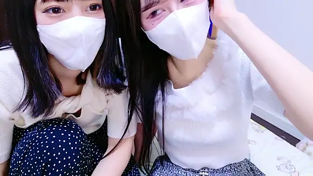 Snapshot of hina_porn chatting on 10/05/25, 04:09 hina porn online show from 10/05/25, 04:09