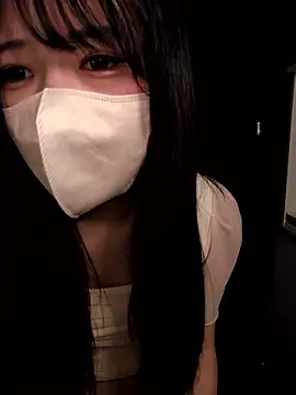 Snapshot of hina_porn chatting on 09/09/25, 05:11 hina porn online show from 09/09/25, 05:11