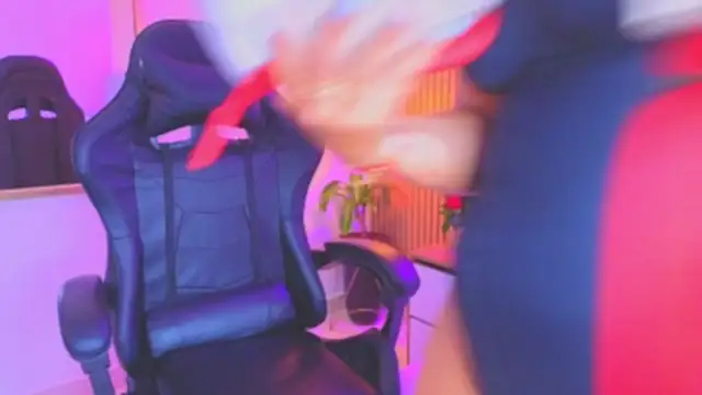 Dakota diaz  online show from 03/17/26, 07:39