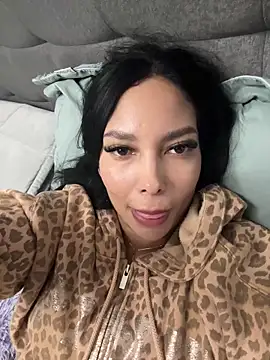 Dakota diaz  online show from 02/16/26, 12:42