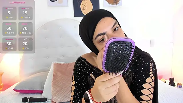 Umarani  online show from 11/08/25, 11:36