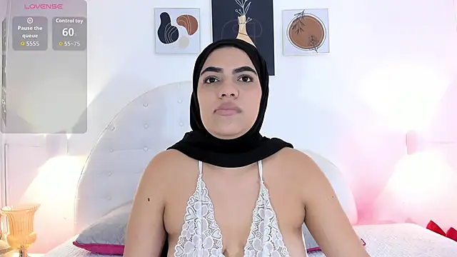 Umarani  online show from 11/21/25, 07:02