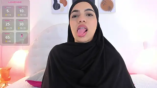 Umarani  online show from 12/05/25, 06:39