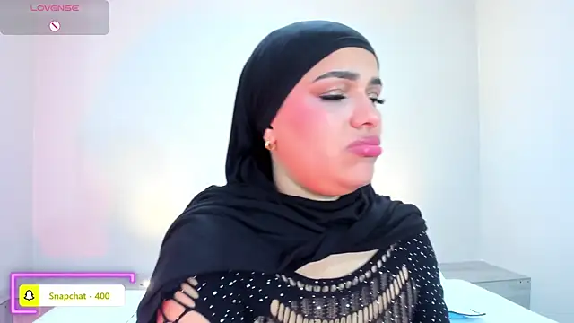 Umarani  online show from 04/14/26, 06:57