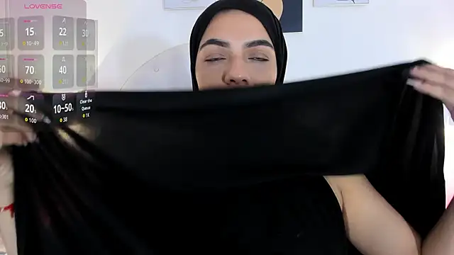 Umarani  online show from 11/07/25, 06:34