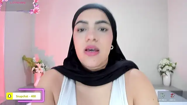 Snapshot of Umarani_ chatting on 07/08/26, 06:19 Umarani online show from 07/08/26, 06:19