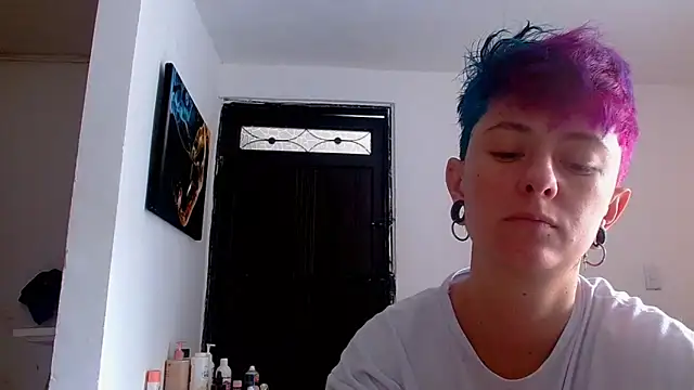 tomboyblue online show from 05/19/26, 07:10