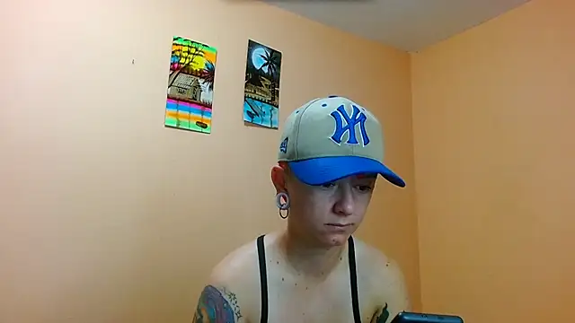 tomboyblue online show from 07/14/26, 09:58