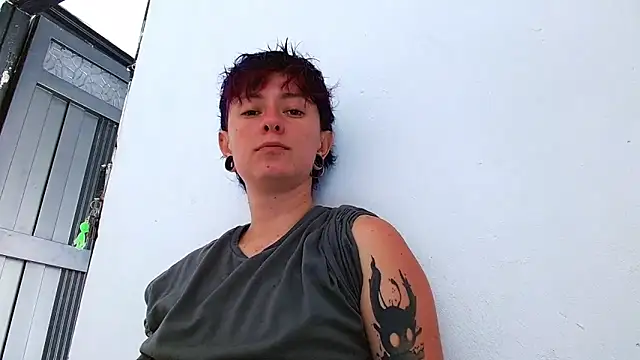 tomboyblue online show from 04/25/26, 05:43