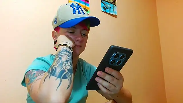 tomboyblue online show from 07/23/26, 04:21