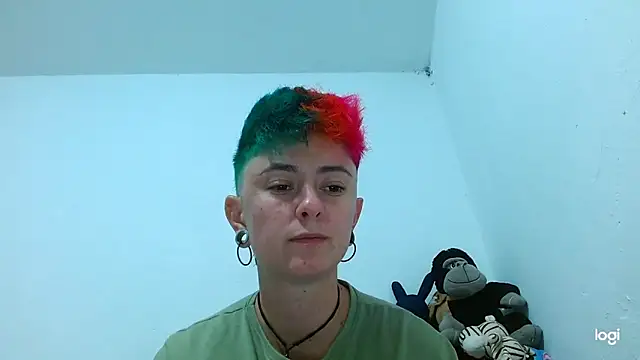 Snapshot of tomboyblue chatting on 02/14/25, 04:15 tomboyblue online show from 02/14/25, 04:15