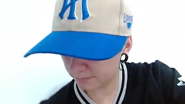 Snapshot of tomboyblue chatting on 02/24/26, 07:59 tomboyblue online show from 02/24/26, 07:59