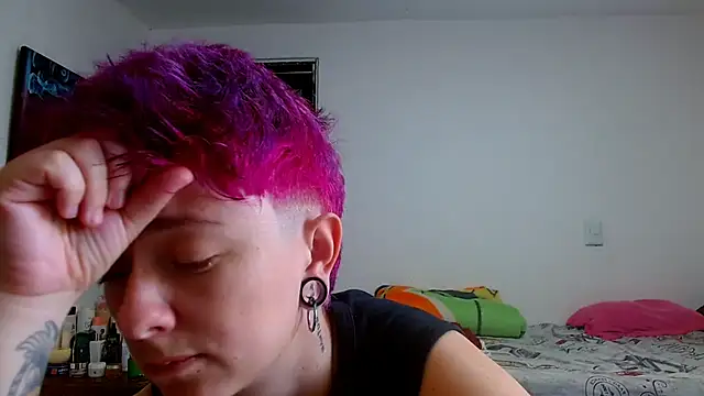 tomboyblue online show from 05/15/26, 05:33