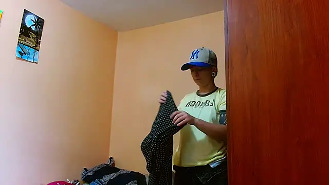 tomboyblue online show from 07/23/26, 06:26