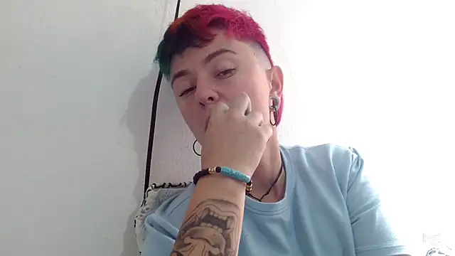 Snapshot of tomboyblue chatting on 02/23/25, 07:07 tomboyblue online show from 02/23/25, 07:07