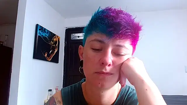 tomboyblue online show from 05/21/26, 06:05