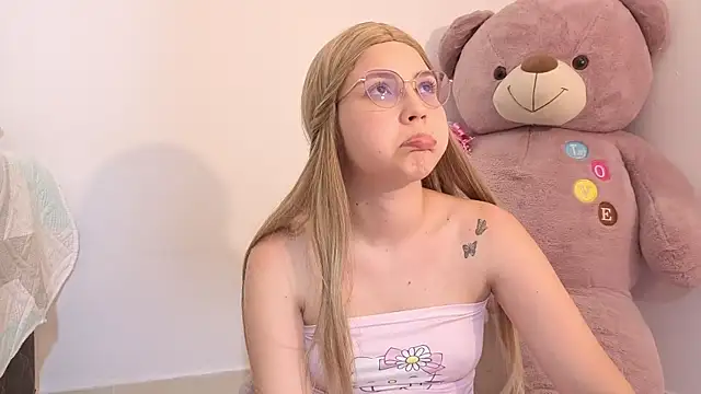 Ary1  online show from 12/20/25, 03:42