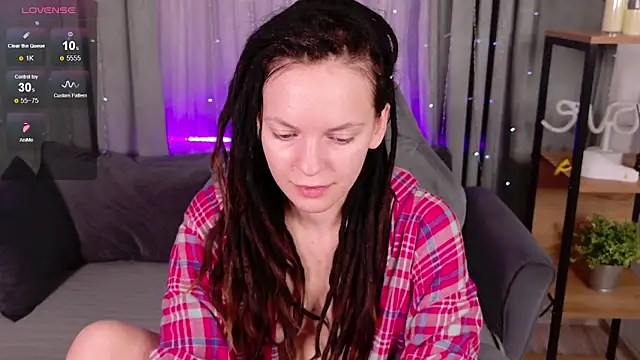 Snapshot of CoreyJane chatting on 09/11/25, 04:34 CoreyJane online show from 09/11/25, 04:34