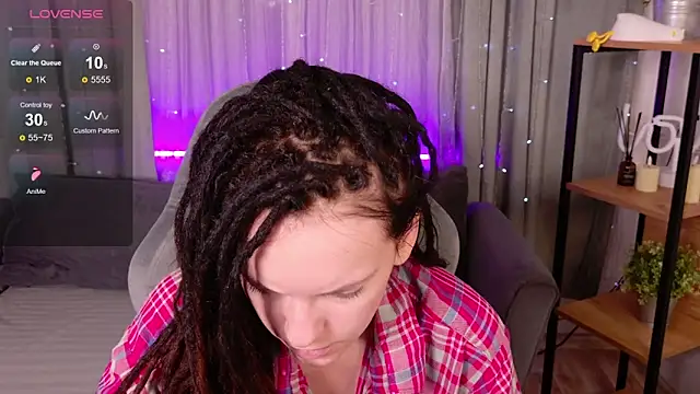 Snapshot of CoreyJane chatting on 12/03/25, 05:52 CoreyJane online show from 12/03/25, 05:52