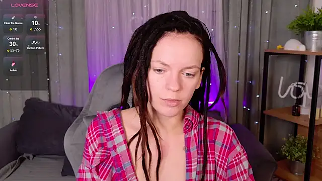 Snapshot of CoreyJane chatting on 11/14/25, 05:33 CoreyJane online show from 11/14/25, 05:33