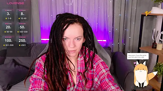 Snapshot of CoreyJane chatting on 12/02/25, 04:47 CoreyJane online show from 12/02/25, 04:47