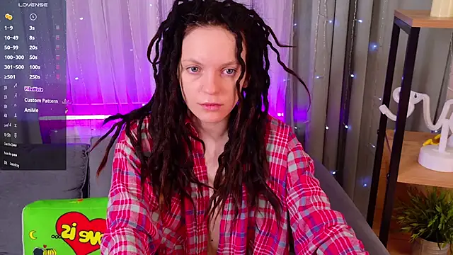 Snapshot of CoreyJane chatting on 02/27/25, 04:35 CoreyJane online show from 02/27/25, 04:35