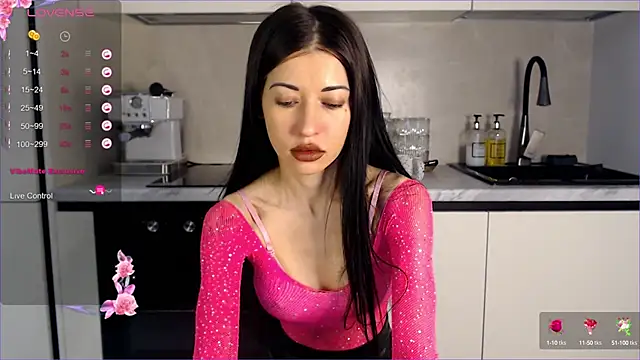 Snapshot of re_jeena chatting on 01/18/25, 06:45 re jeena online show from 01/18/25, 06:45