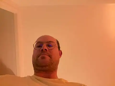 Snapshot of porompomperro chatting on 01/25/25, 08:53 porompomperro online show from 01/25/25, 08:53