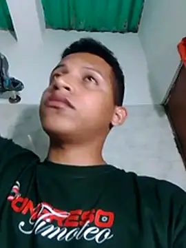 Fuenmayor40 online show from 12/15/25, 05:24