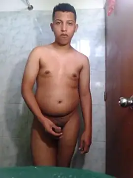 Fuenmayor40 online show from 12/18/25, 04:55