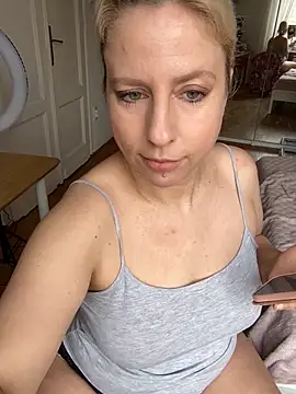 MariaValentine online show from 02/12/26, 08:58