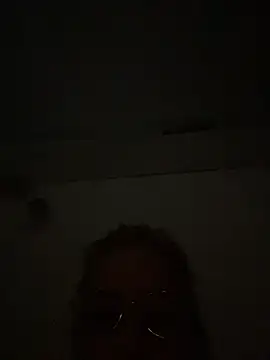 MariaValentine online show from 12/18/25, 08:34