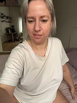 MariaValentine online show from 01/15/26, 06:39