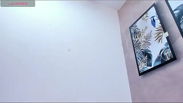 DahianaLincoln online show from 11/04/25, 05:50