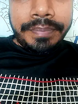 Snapshot of desiboyasif chatting on 12/03/24, 09:17 desiboyasif online show from 12/03/24, 09:17