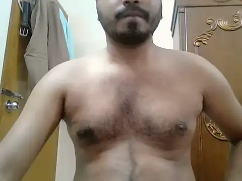 Snapshot of desiboyasif chatting on 09/14/25, 04:40 desiboyasif online show from 09/14/25, 04:40