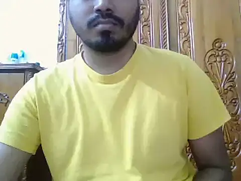 Snapshot of desiboyasif chatting on 10/10/25, 05:25 desiboyasif online show from 10/10/25, 05:25
