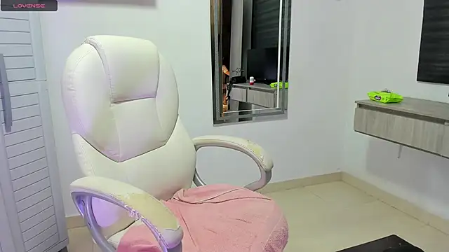 dahian carter online show from 01/17/26, 01:58