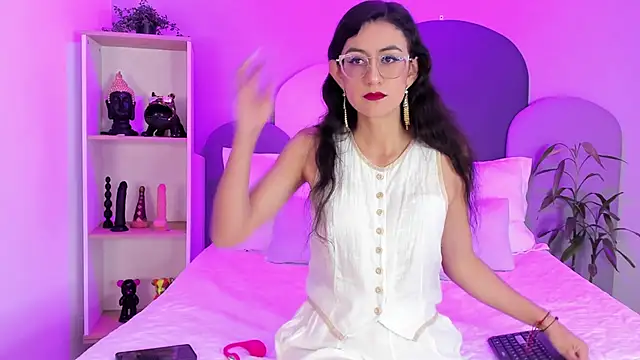 SophieGomez22 online show from 03/21/26, 11:25